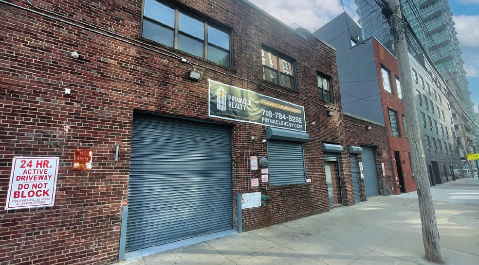 Primary Photo Of 514 47th Ave, Long Island City Warehouse For Lease