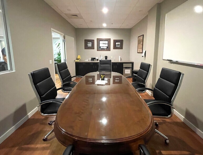 More Photos Of 895 Aerovista Pl, San Luis Obispo Office For Lease