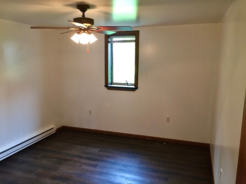 More Photos Of 147 Georgetown Rd, Beaver Falls Apartments For Sale