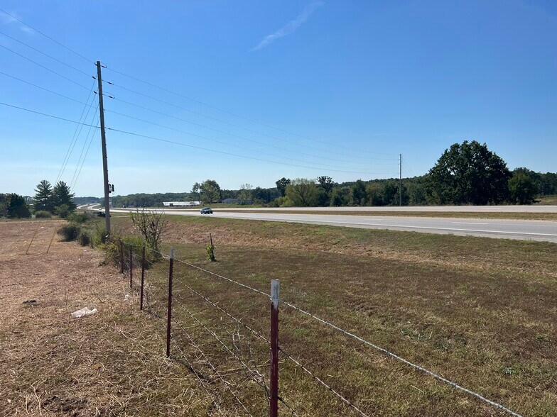 More Photos Of 6468 US Highway 63, West Plains Land For Sale