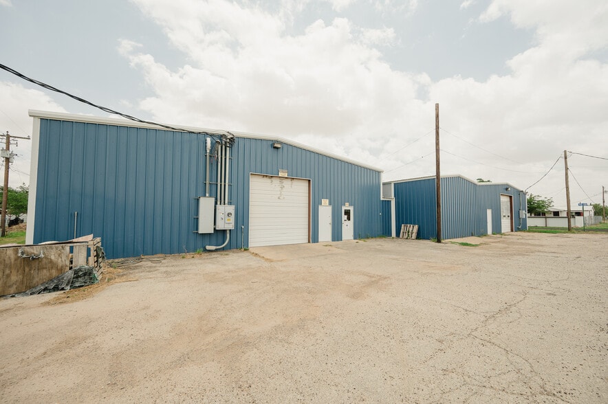 More Photos Of 12915 W County Road 122, Odessa Warehouse For Sale