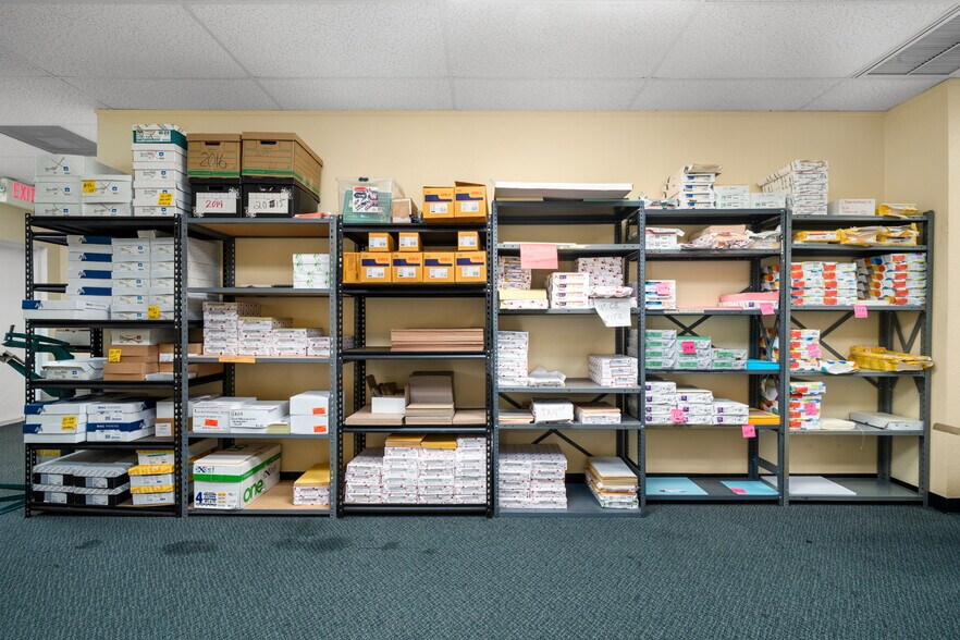 More Photos Of 33 Ryant Blvd, Sebring Medical For Sale