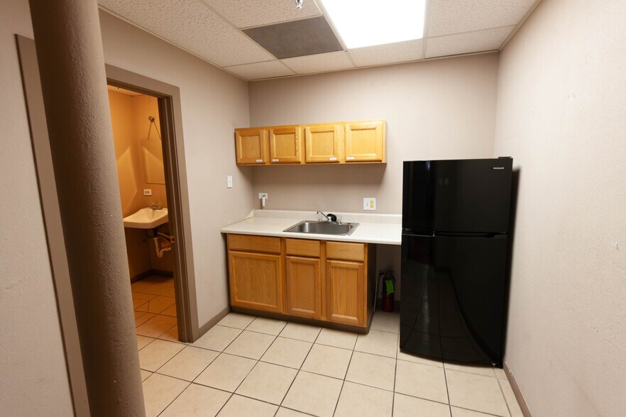 More Photos Of 123-147 N College Ave, Fort Collins Office For Sale
