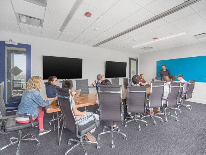 More Photos Of 305 E Huntland Dr, Austin Coworking Space