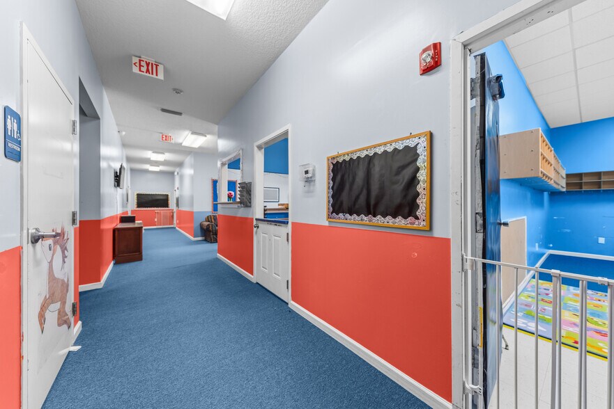 More Photos Of 480 Henrietta St, Kingsland Flex For Sale