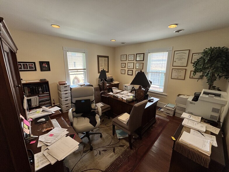 More Photos Of 9117 Church St, Manassas Office For Sale