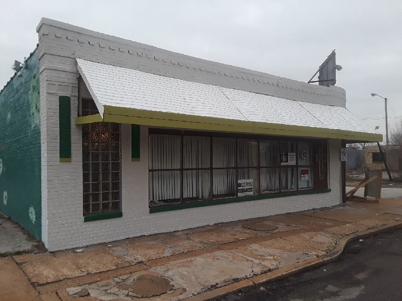More Photos Of 2600 N Florissant Ave, Saint Louis Flex For Sale