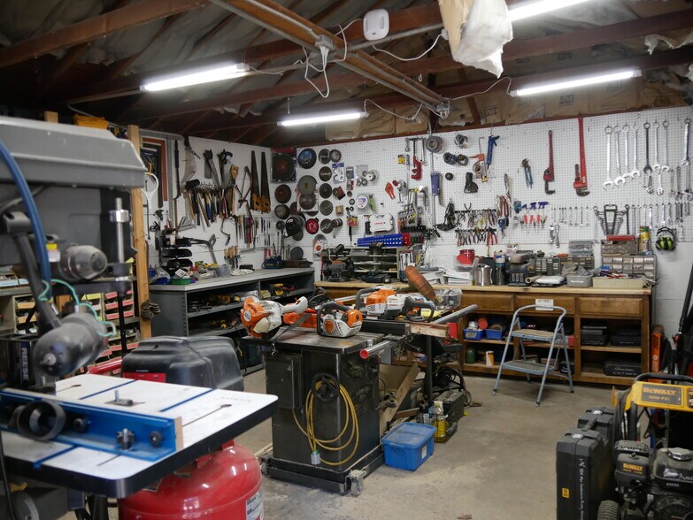 More Photos Of 42193 Seven Oaks Road, Angelus Oaks Specialty For Sale