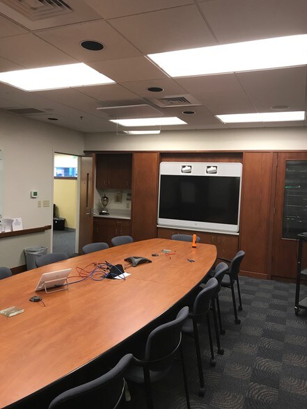 More Photos Of 420 W Main St, Boise Office For Sale