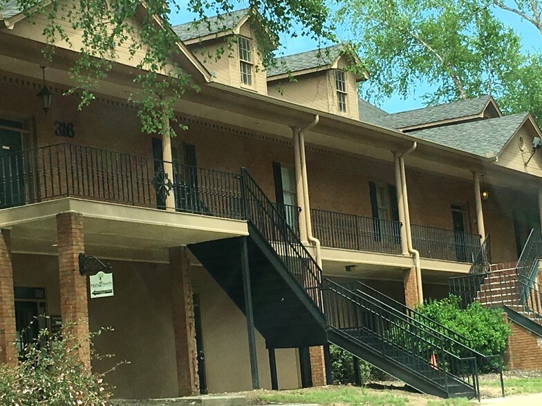 More Photos Of 316 W Pike St, Lawrenceville Medical For Lease