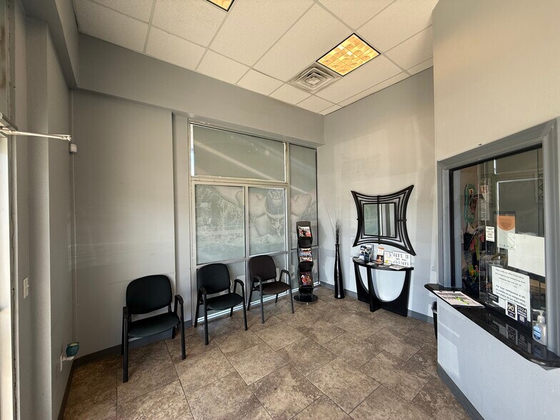 More Photos Of 2760-2772 N Grandview Ave, Odessa Freestanding For Lease