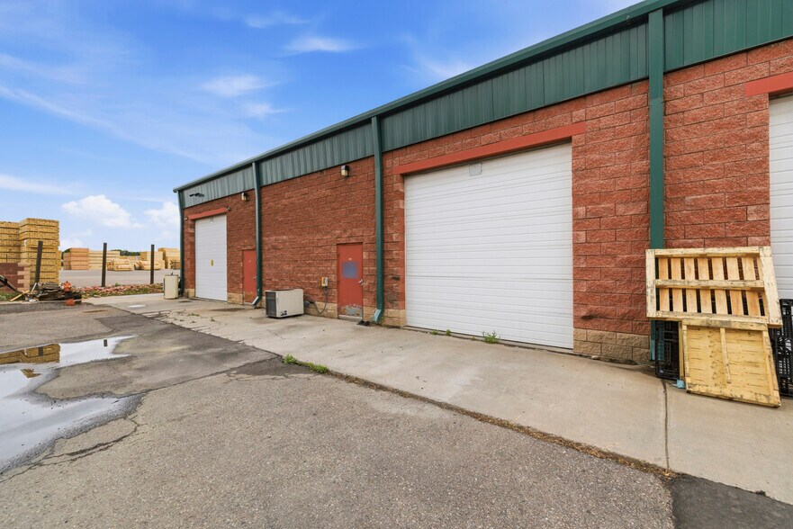 More Photos Of 587-623 Denver Ave, Loveland Flex For Lease