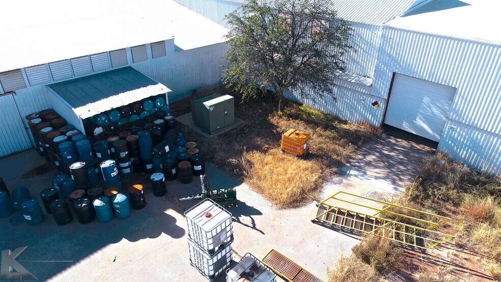 More Photos Of 3097 Brick Plant Rd, Snyder Manufacturing For Sale