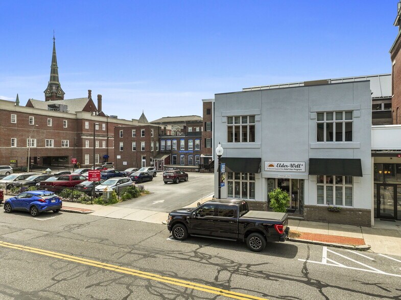 More Photos Of 12 Washington St, Natick Office For Lease