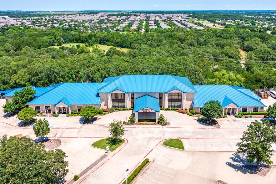 More Photos Of 4851 S Interstate 35 E, Corinth Medical For Lease