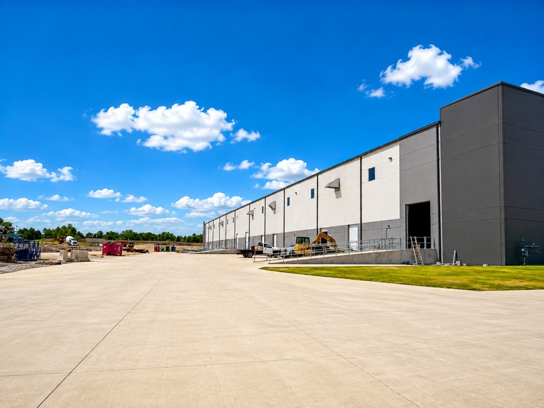 More Photos Of S 145th E Ave. & Admiral Pl., Tulsa Industrial For Lease