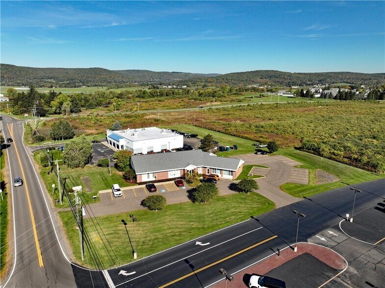 More Photos Of 226 Colonial Dr, Horseheads Office For Sale