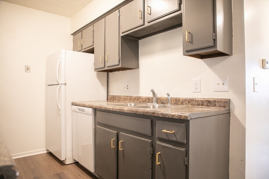 More Photos Of 4206 Frances St, Omaha Apartments For Sale