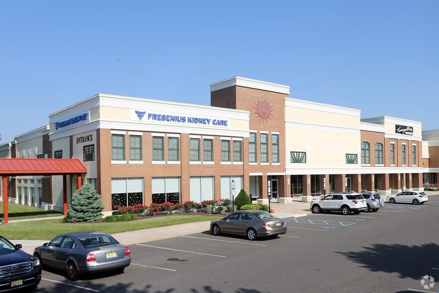 More Photos Of 931 Route 73 S, Marlton Restaurant For Lease