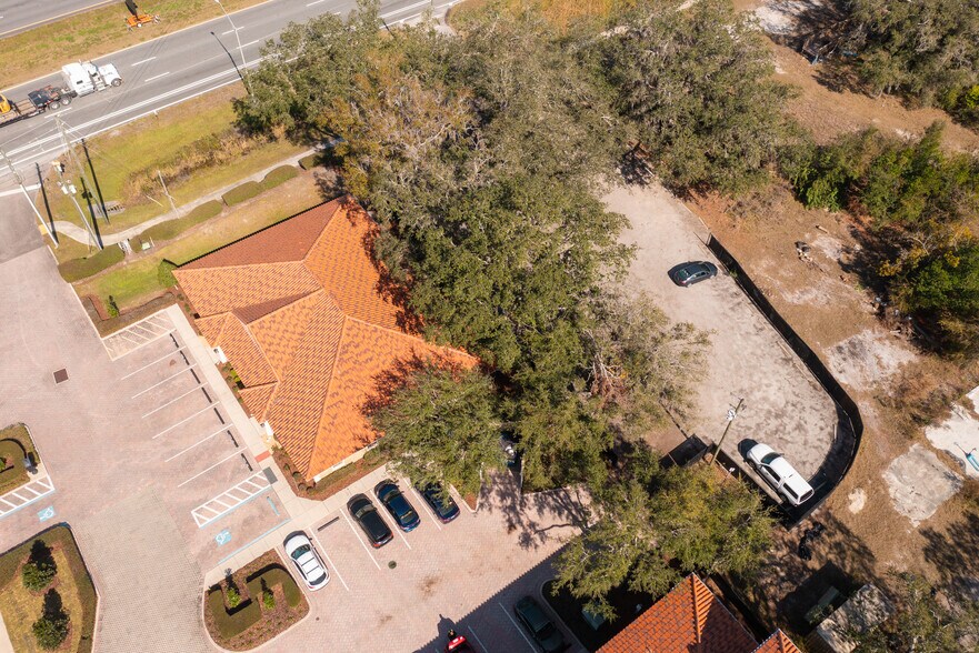 More Photos Of 2436-2438 Brunello Trace, Lutz Office For Lease