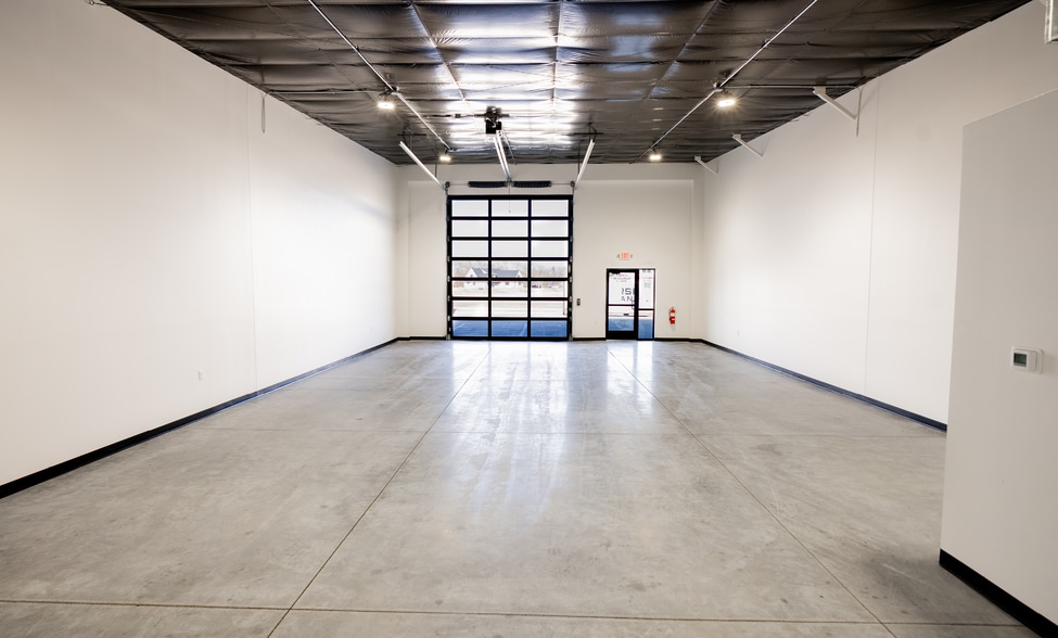 More Photos Of 220th Street & Highway 6, Gretna Service For Sale