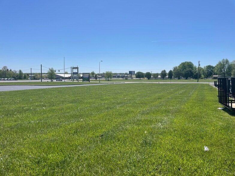 More Photos Of 2233 W Everly Brothers Blvd, Powderly Land For Sale