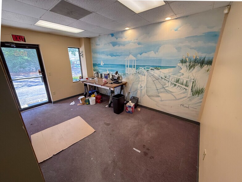 More Photos Of 4663 Franchise St, North Charleston Flex For Lease