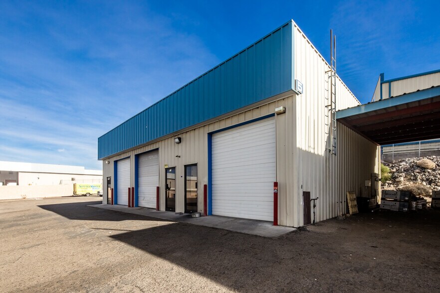 More Photos Of 790 Lake Havasu Ave N, Lake Havasu City Freestanding For Lease