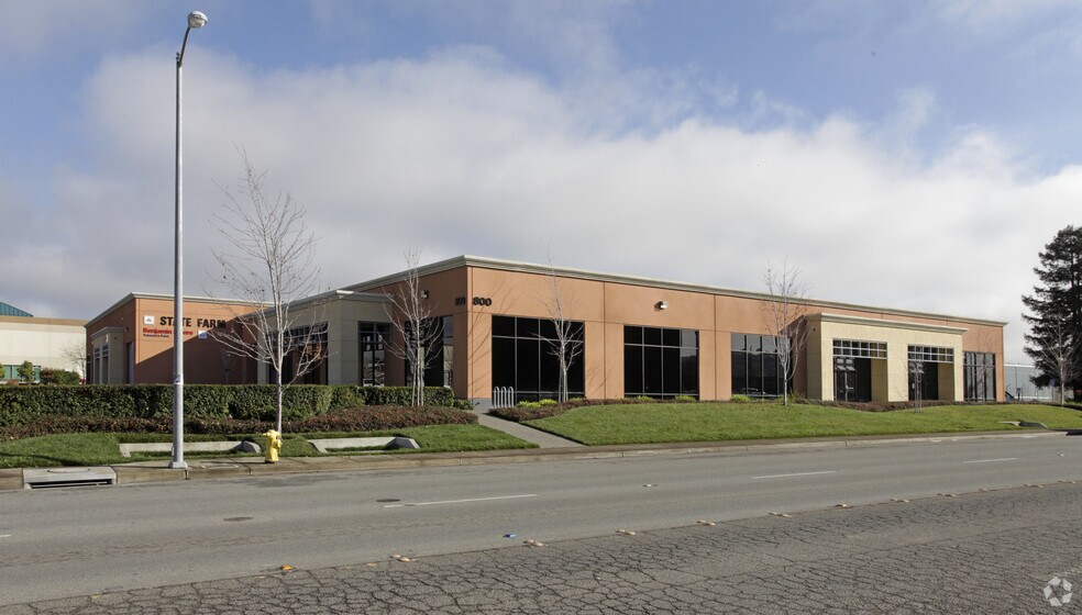Primary Photo Of 800 Lindberg Ln, Petaluma Warehouse For Lease