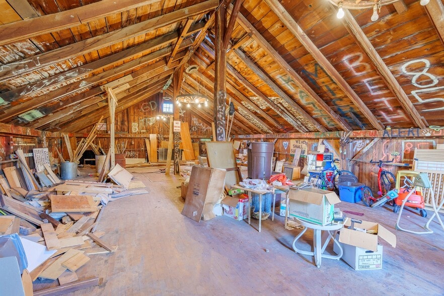 More Photos Of 23 Ontario St, Honeoye Falls Apartments For Sale