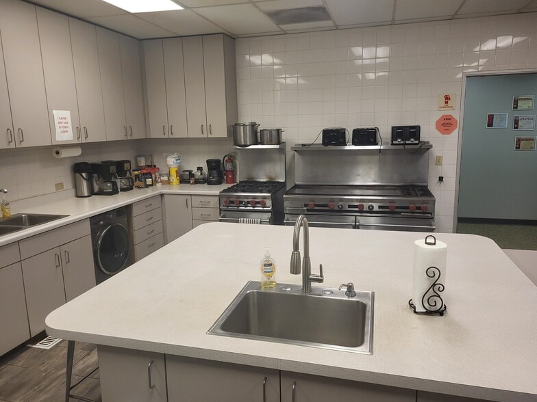 More Photos Of 4700 E Walnut Ave, Orange Religious Facility For Sale