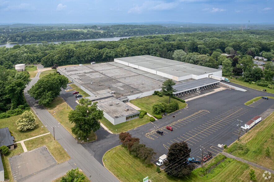 More Photos Of 53 Manning Rd, Enfield Warehouse For Lease