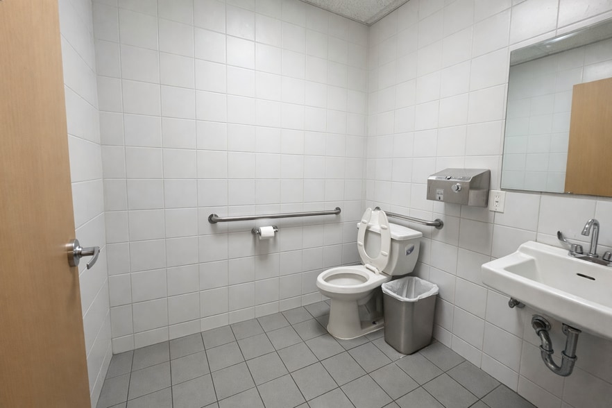 More Photos Of 128-138 Mott St, New York Medical For Sale