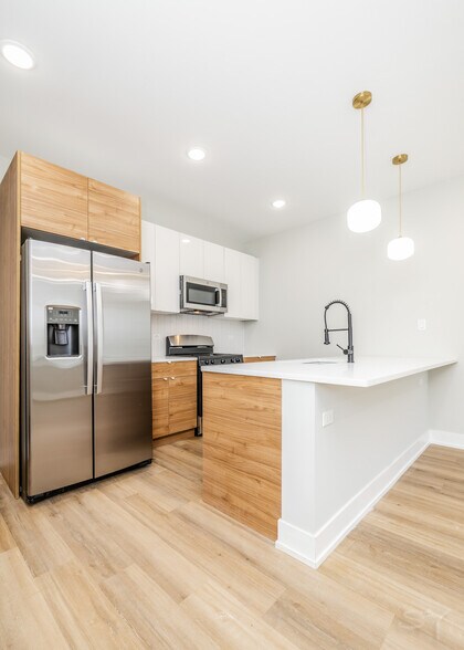 More Photos Of 6220 S King Dr, Chicago Multifamily For Sale