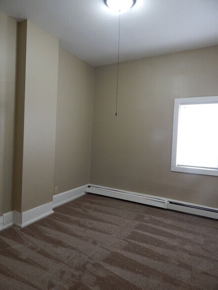 More Photos Of 953 Desoto St, Saint Paul Apartments For Sale