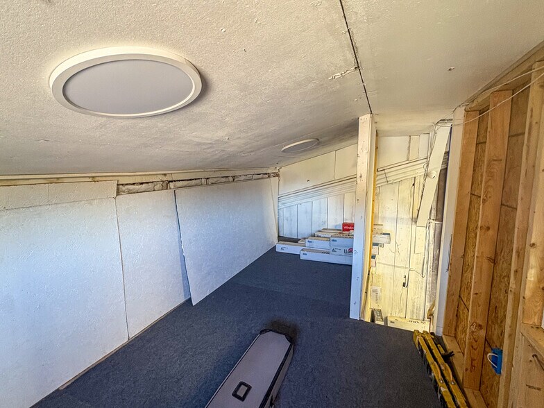 More Photos Of 3867 Seneca Tpke, Canastota Warehouse For Sale