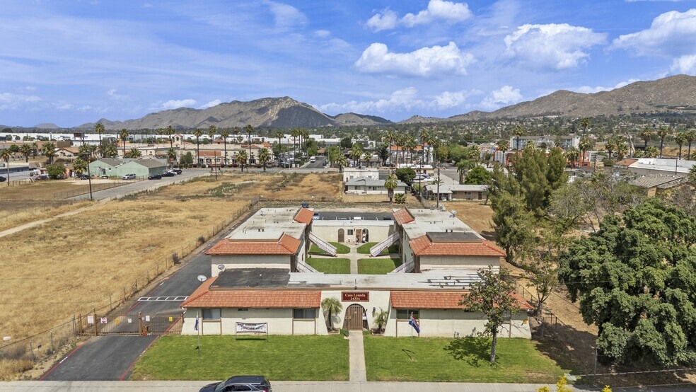 More Photos Of 24356 Webster Ave, Moreno Valley Apartments For Sale