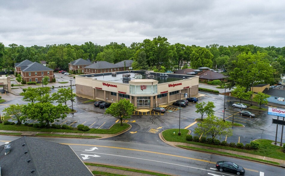 Primary Photo Of 520 Lyndon Ln, Louisville Drugstore For Sale