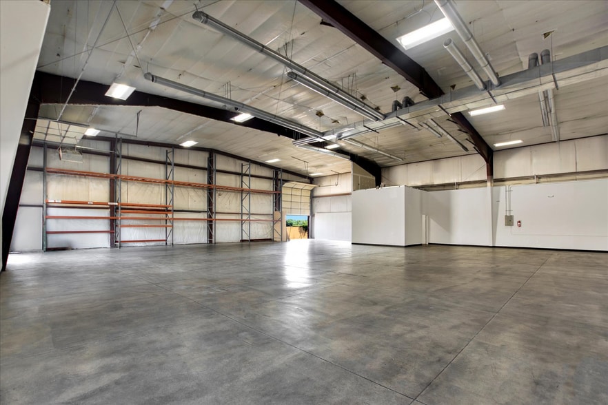 More Photos Of 7905 W 120th Ave, Broomfield Flex For Lease