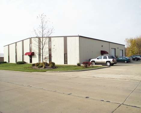 More Photos Of 871 Mid Point Dr, O'Fallon Industrial For Lease