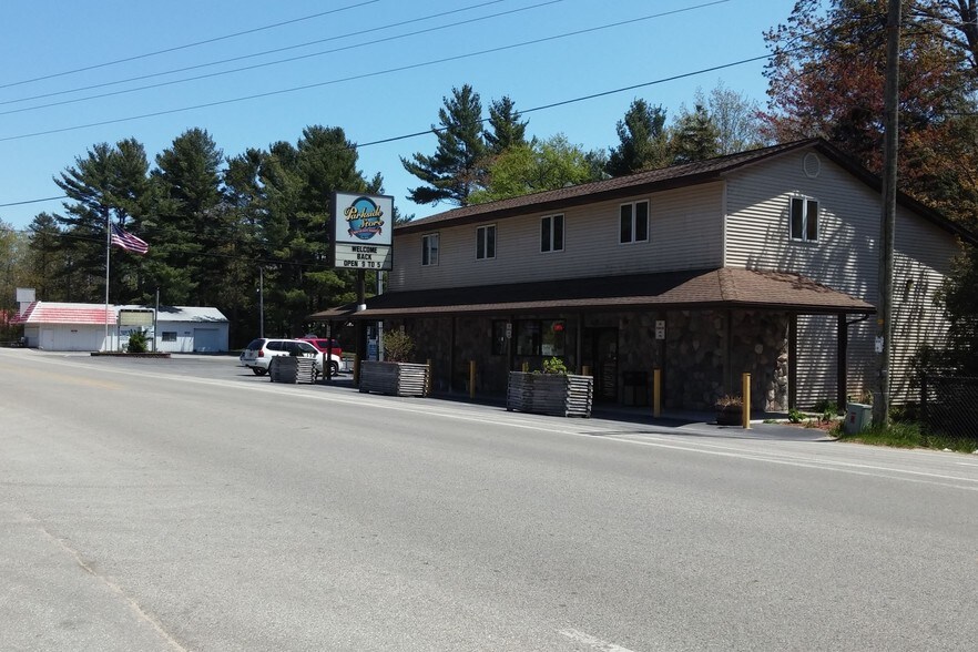 Primary Photo Of 8587 W Silver Lake Rd, Mears Freestanding For Sale