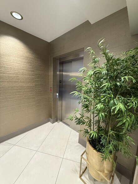 More Photos Of 4310 Roswell Rd NE, Atlanta Medical For Lease