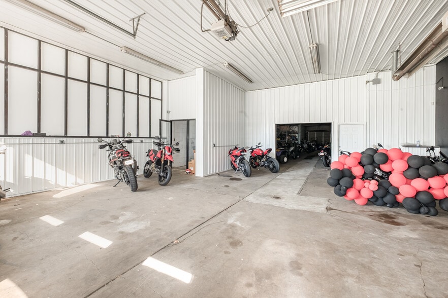 More Photos Of 944 State Route 28, Milford Auto Repair For Sale
