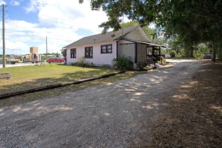 More Photos Of 490 N Spring Garden Ave, Deland Freestanding For Sale