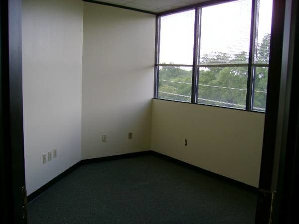 More Photos Of 1135 Kildaire Farm Rd, Cary Office For Lease