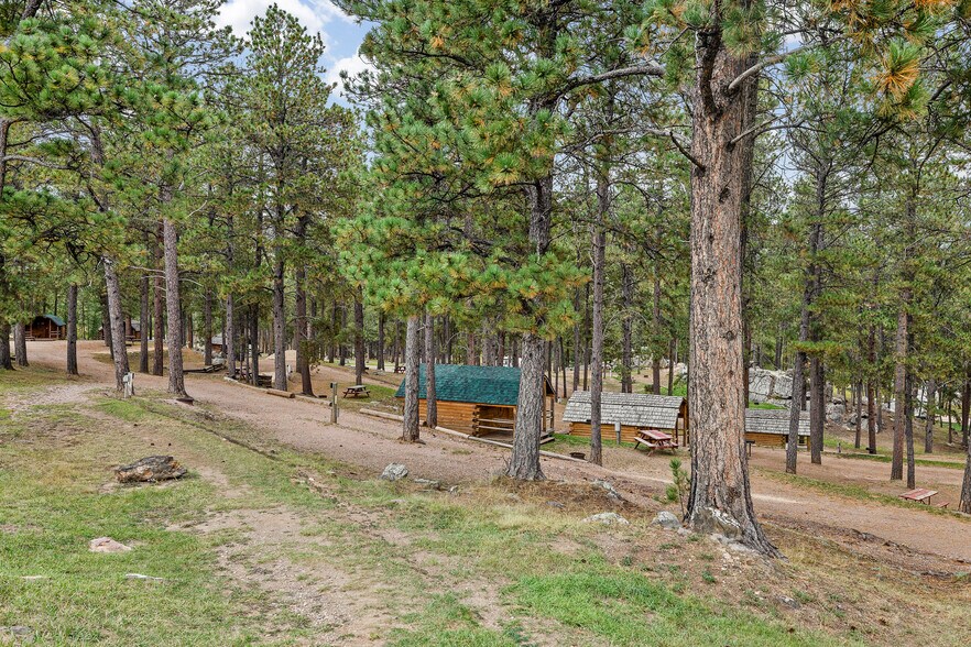 More Photos Of 1116 N 5th St, Custer Trailer Camper Park For Sale