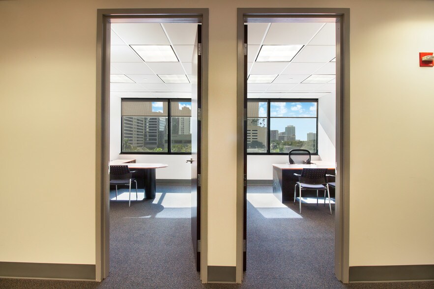 More Photos Of 1200 Brickell Ave, Miami Office For Lease