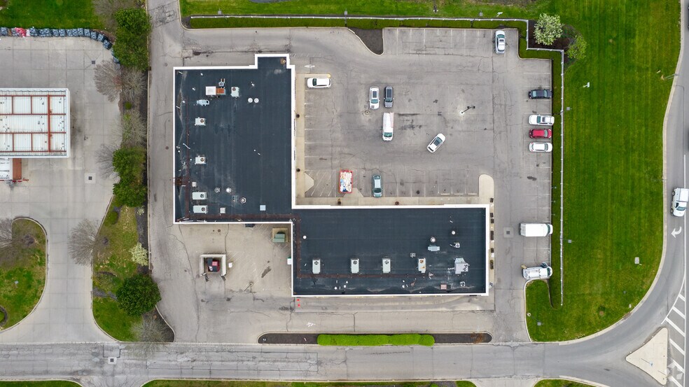 More Photos Of 9684-9700 Sawmill Pky, Powell Freestanding For Lease