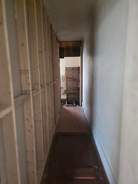 More Photos Of 33 Oak St, Brattleboro Apartments For Sale