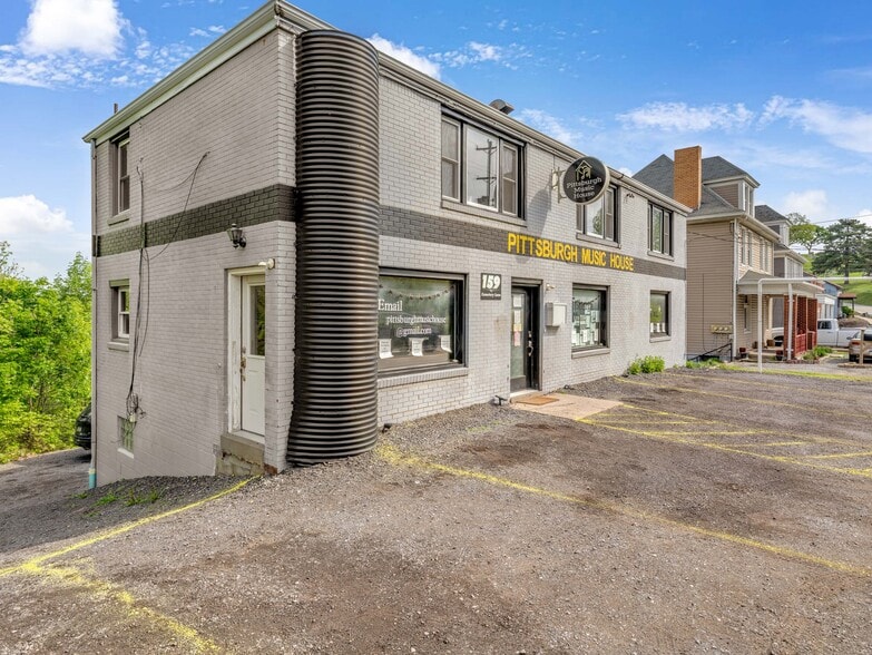More Photos Of 157-159 Cemetery Ln, Pittsburgh Storefront Retail Residential For Sale